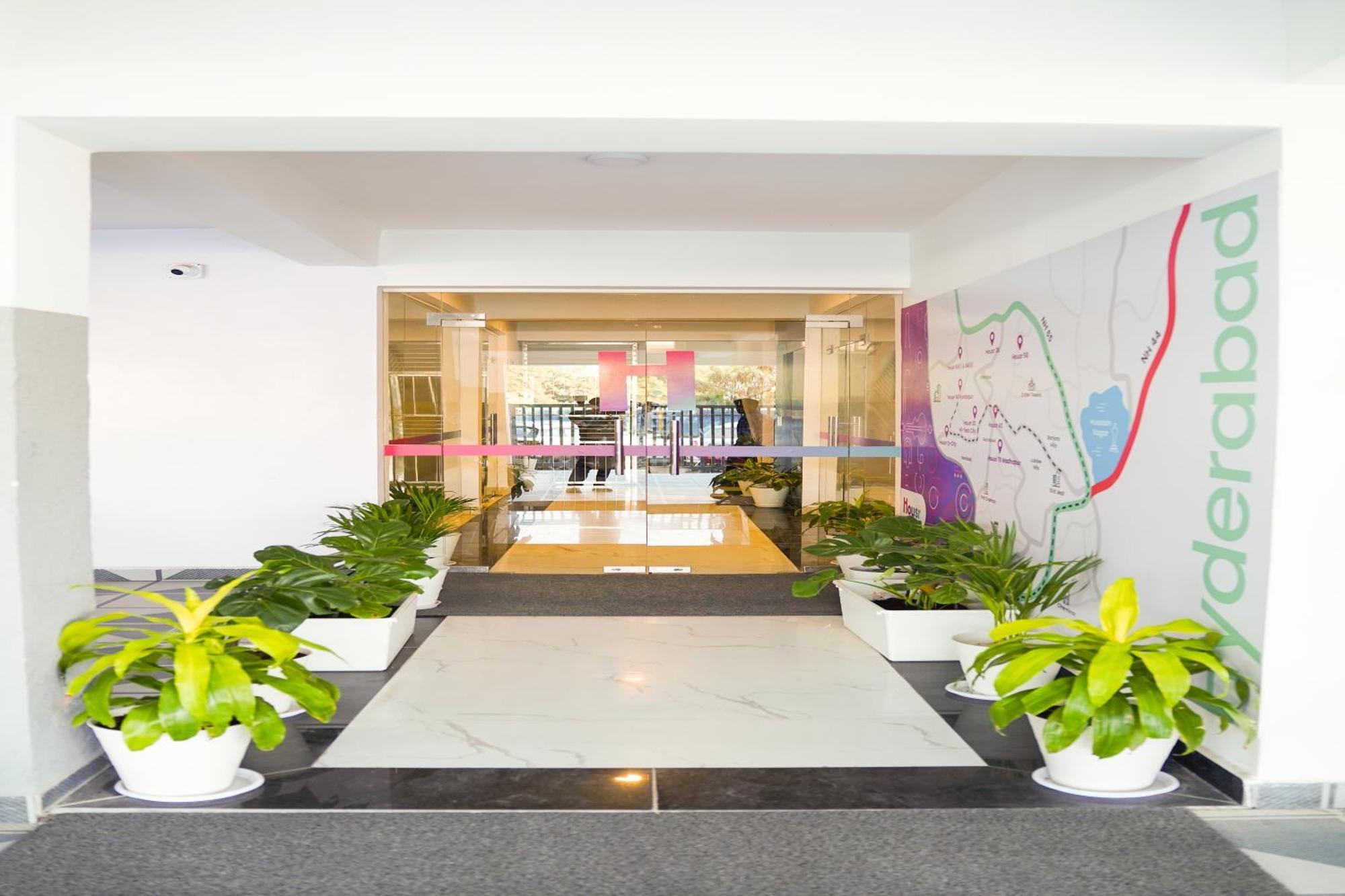 Housr 78 Madhapur Hitech City Near Yashoda Hospital Hyderabad Bagian luar foto